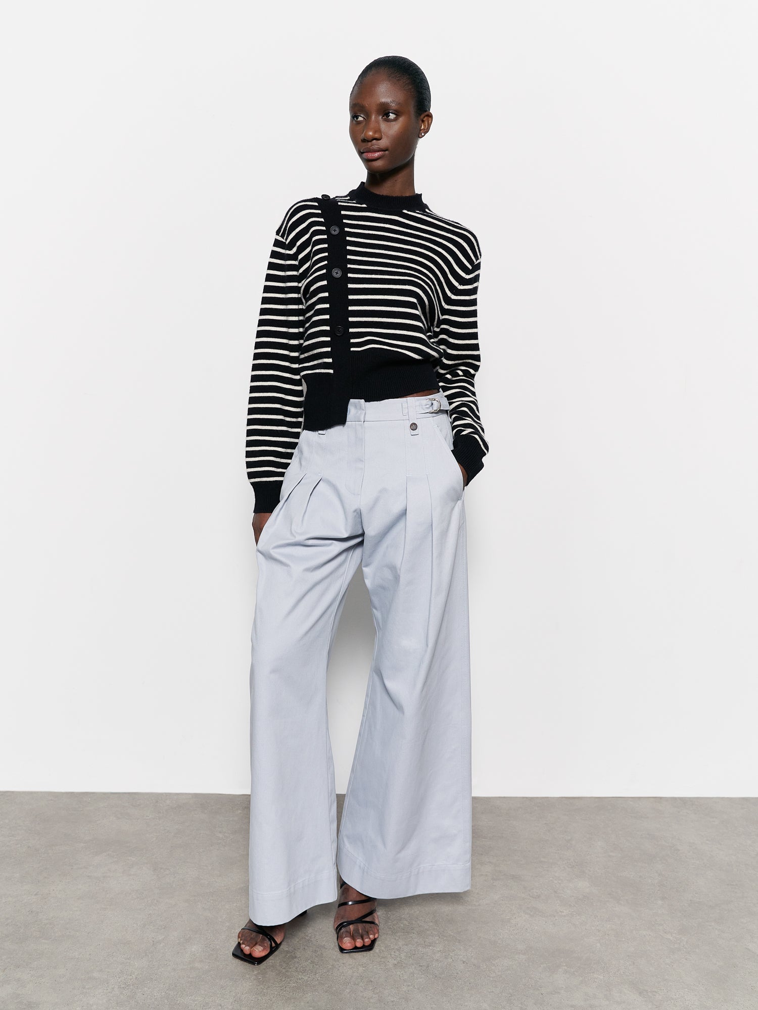 Hilma Jumper Black / White Stripe