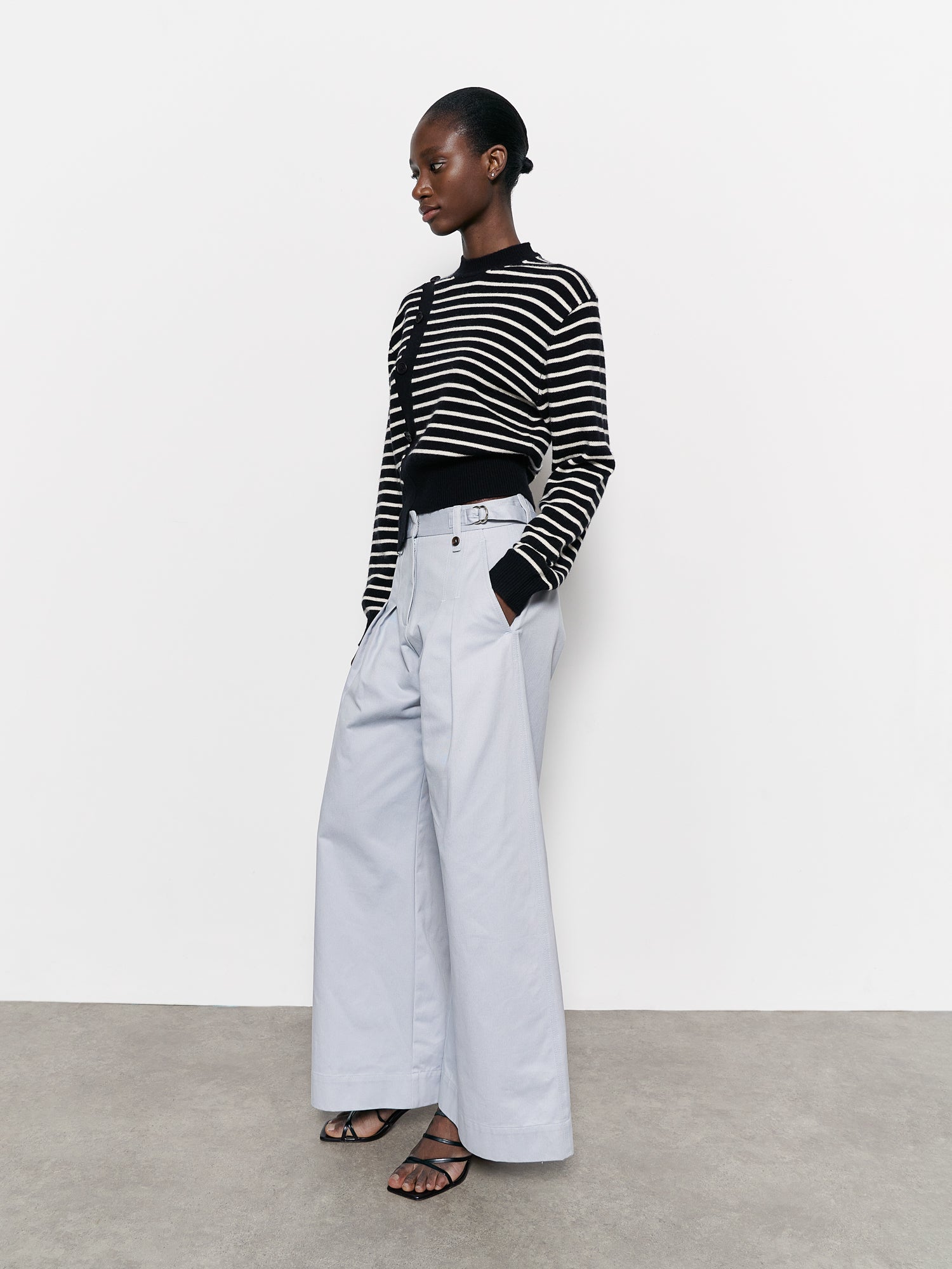 Hilma Jumper Black / White Stripe
