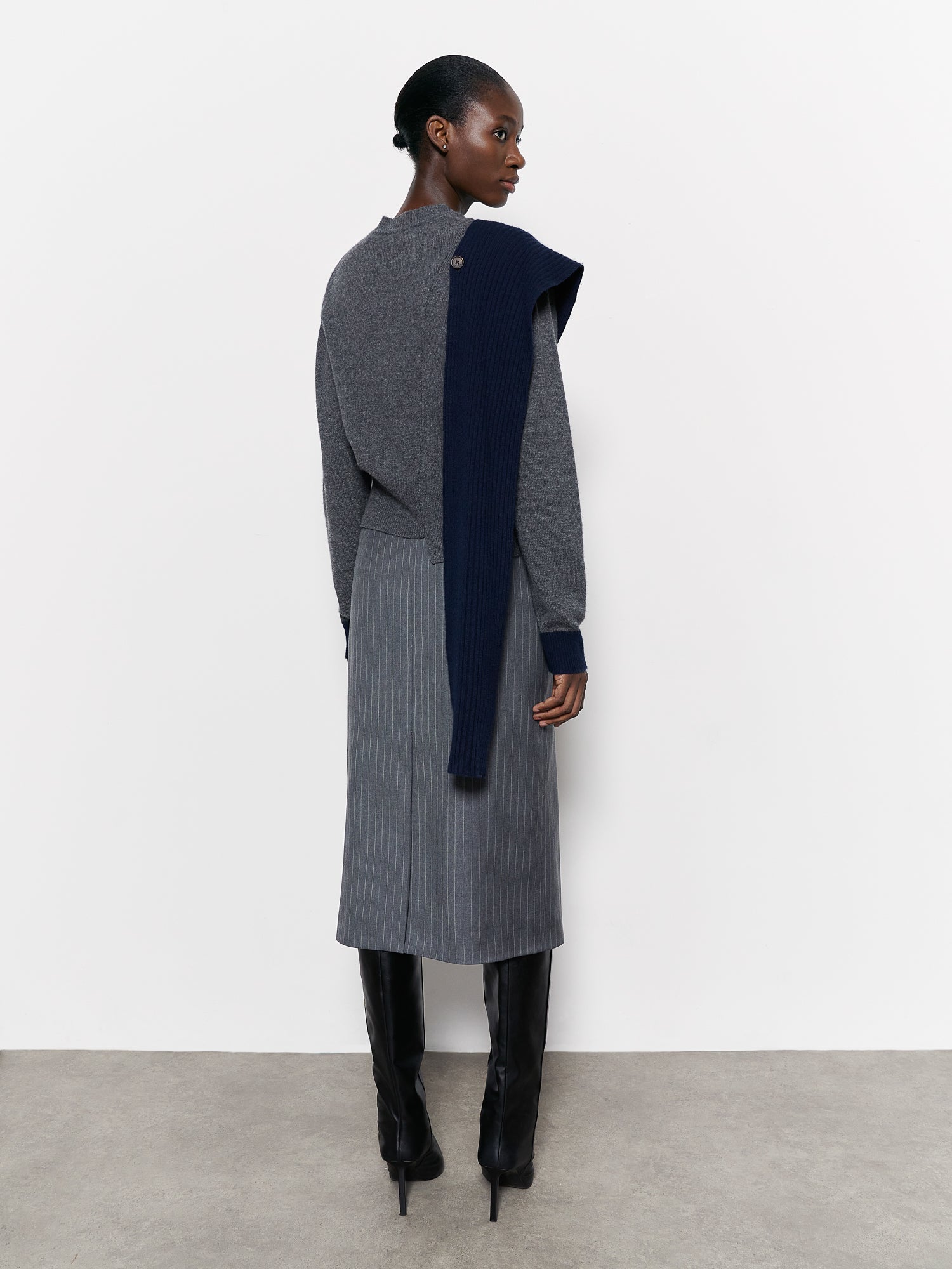 Hilma Jumper Charcoal