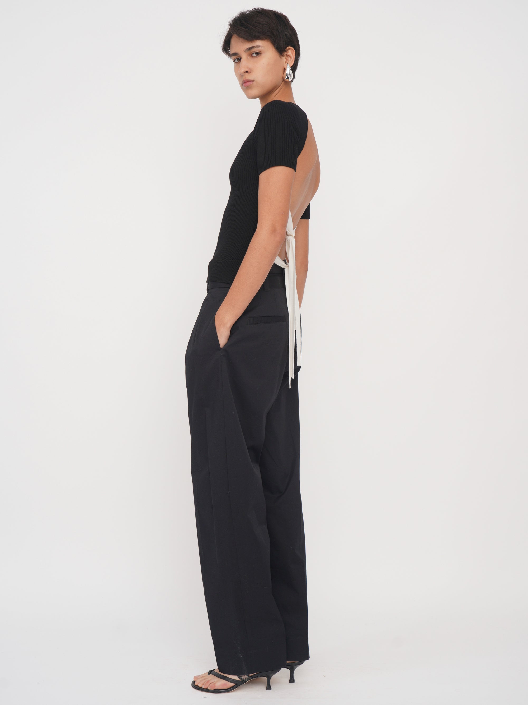 Leda Top Black