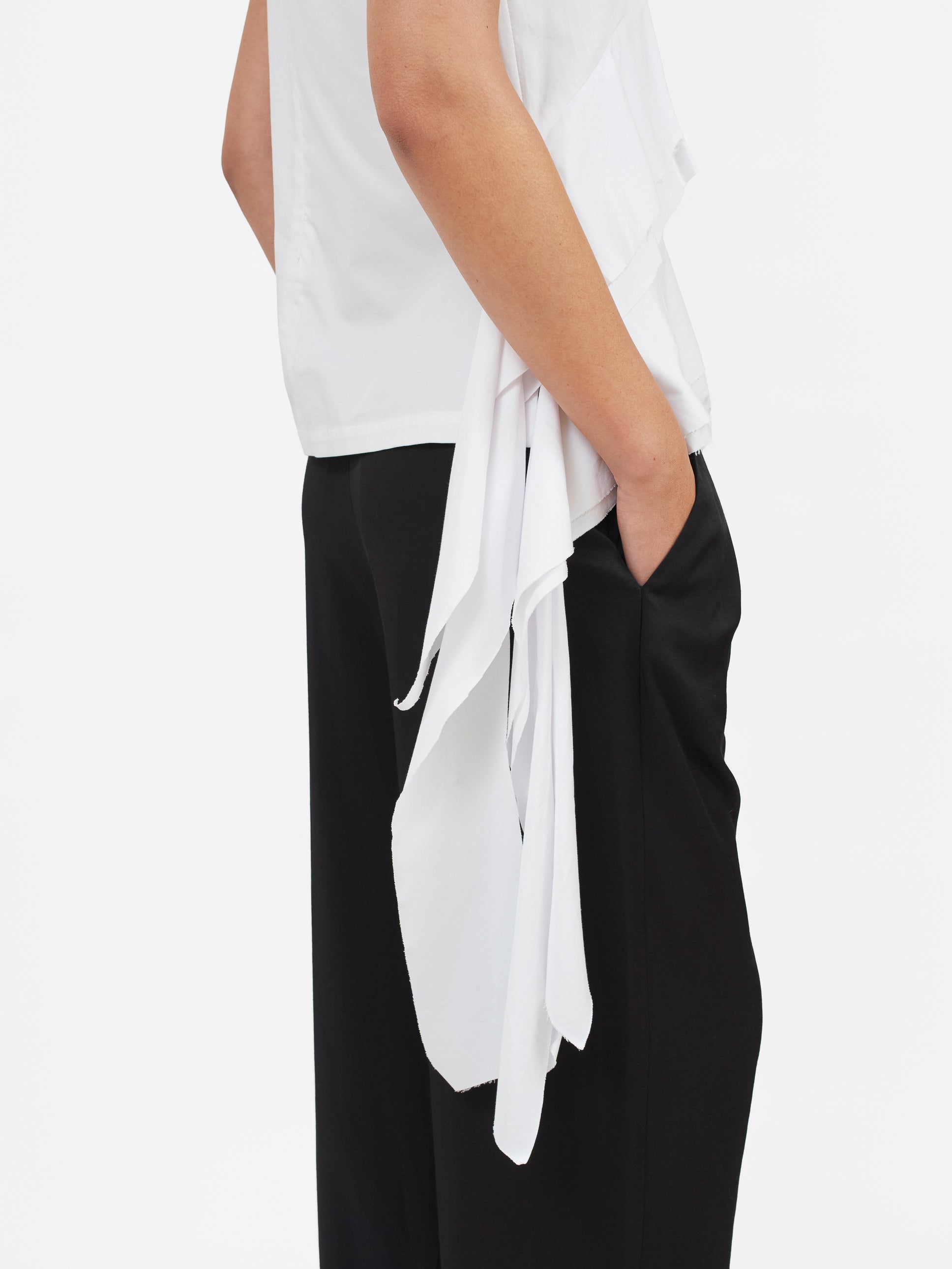 Calah Top Off White