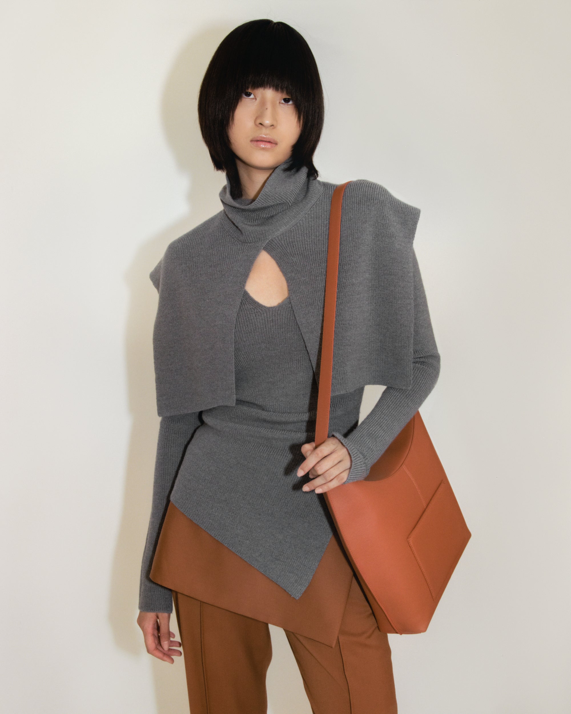 Leanne Bag Tan - LOUIS QUATORZE