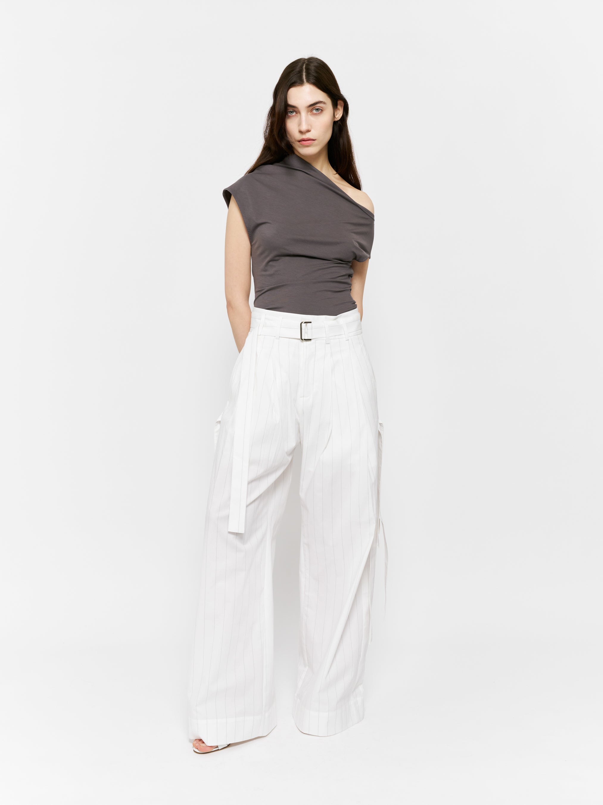 YVATROUSERSA_EC25SS6P-004_22-